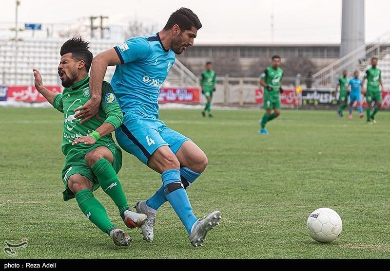 تساوی پیکان مقابل نفت مسجدسلیمان تساوی پیکان مقابل نفت مسجدسلیمان