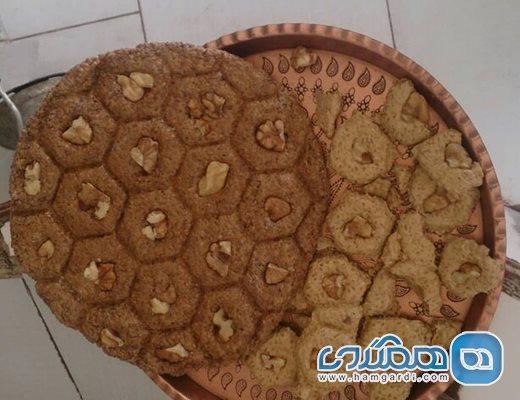 حلوا کنجد یکی از شیرینی های شهرستان جاجرم در خراسان شمالی حلوا کنجد یکی از شیرینی های شهرستان جاجرم در خراسان شمالی است